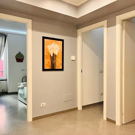 Beautiful Three-room In The Historic Center Apartment