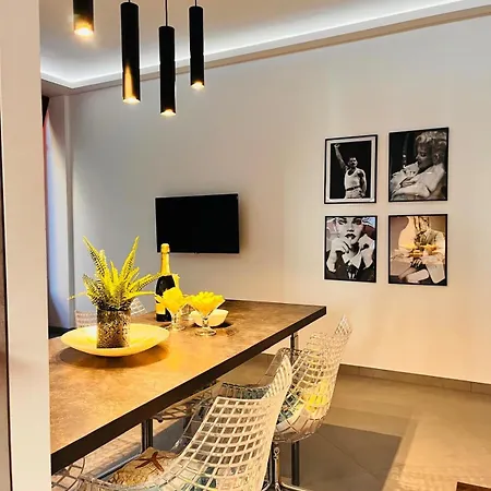 Appartement Beautiful Three-room In The Historic Center Verbania