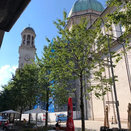 Beautiful Three-room In The Historic Center Appartement Verbania