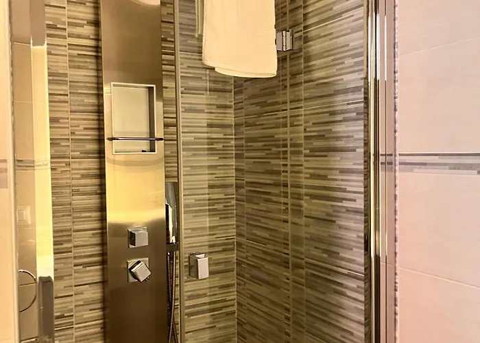 Beautiful Three-room In The Historic Center Apartament *